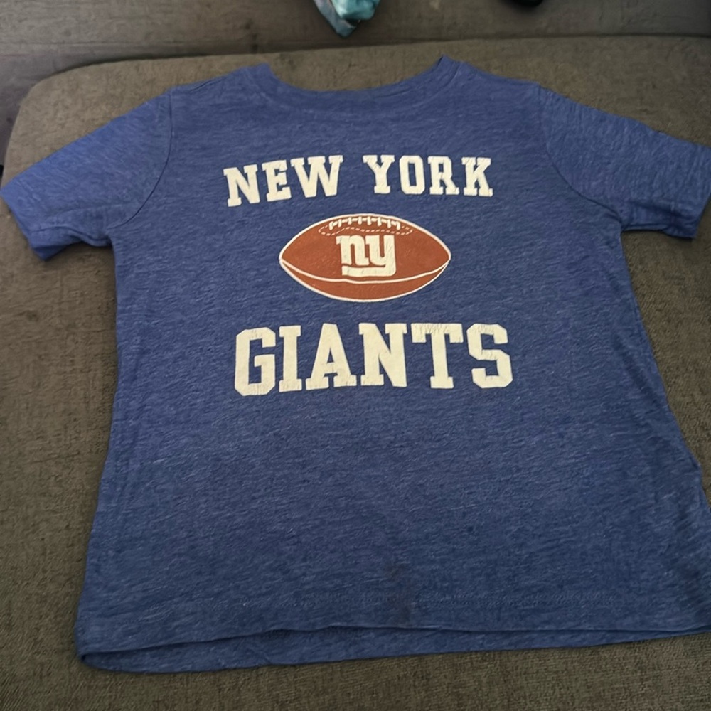 New York Knicks toddler shirt.